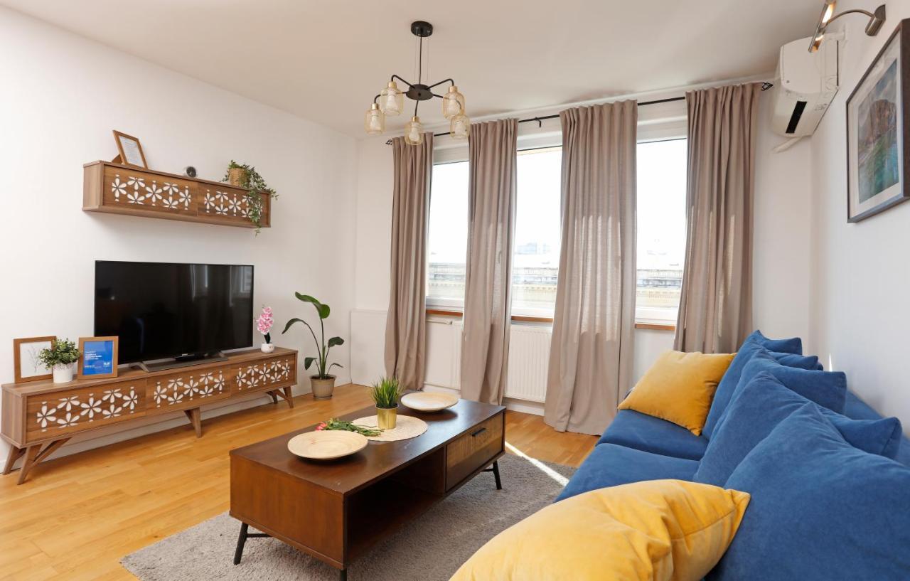 Athenaeum Wonderful View Flat Apartment Букурещ Екстериор снимка